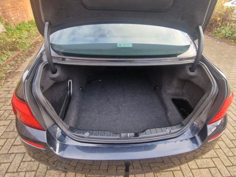 BMW, 5 SERIES,  2..0 520 dM Sport, 2012, Manual, 1995 (cc), 4 doors