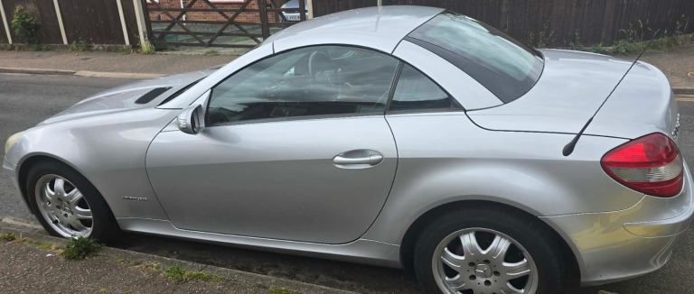 Mercedes-Benz, SLK, Convertible, 2005, Manual, 1796 (cc), 2 doors