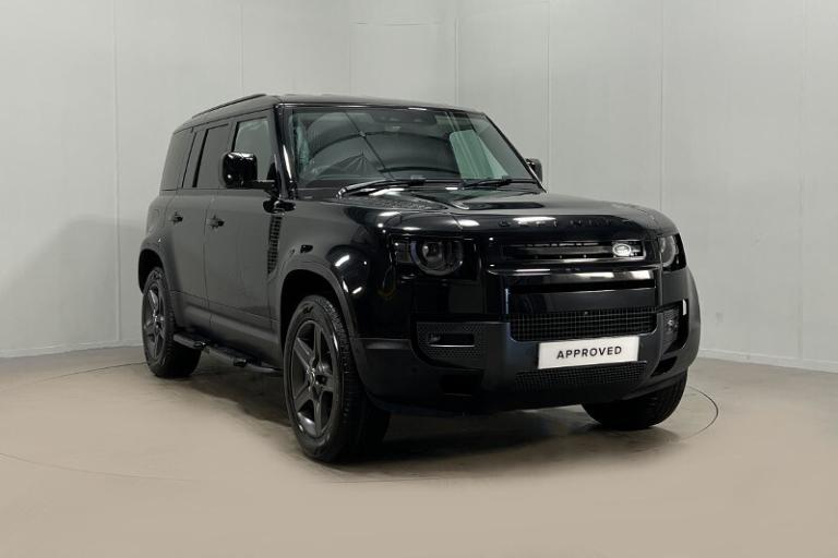 LAND ROVER COMMERCIAL DEFENDER 3.0 D250 Hard Top SE Auto [3 Seat]