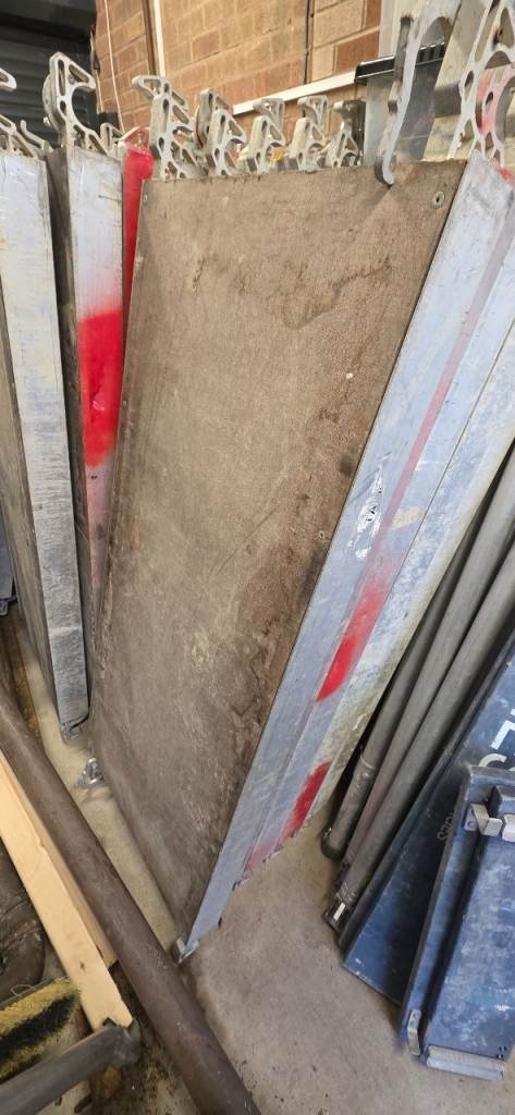 1.5m trapdoor scaffold boards