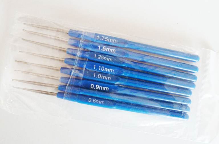 crochet hooks full set of 8 for 4ply or less