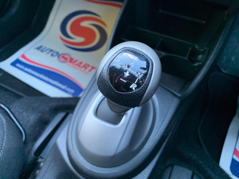 2010 Honda Jazz 1.4 i-VTEC EX i SHIFT Euro 4 5dr HATCHBACK Petrol Automatic