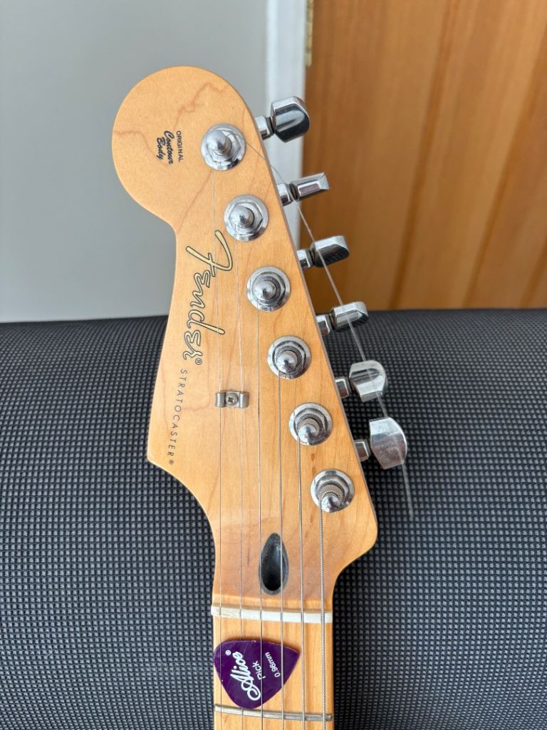 Fender Stratocaster Electric Guitar - Polar White, Great Condition