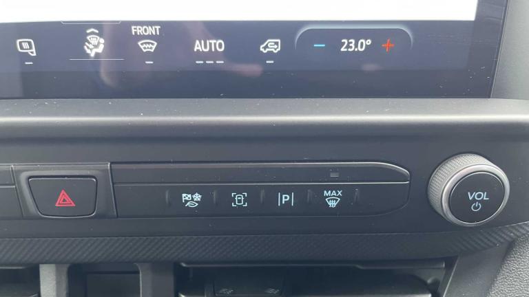 2024 Ford Transit Custom 2.5 PHEV 232ps H1 Van Trend Auto Van Plug-In Hy Automatic