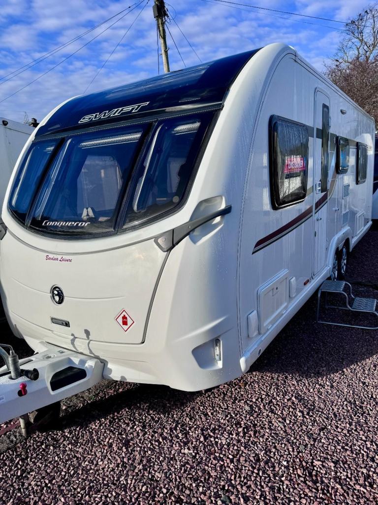 Swift Conqueror 630, Yr.2016, 6 Berth, Fixed Bed, air awning 