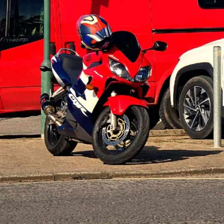 😱Honda, CBR, 2002, 599 (cc)