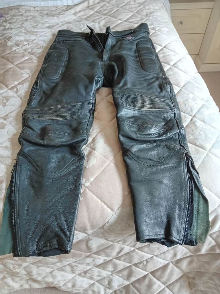 Leather motorcycle trousers