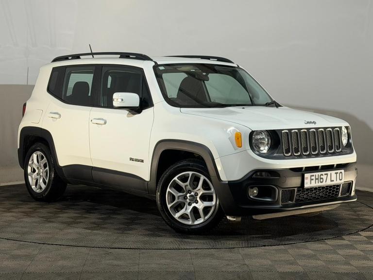 LOW MILEAGE WHITE 2017 67 JEEP RENEGADE LONGITUDE MULTIAIR 1.4 PETROL SUV 47 MPG