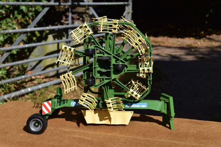 Bruder Toys Krone Swadro 761 Windrower (Hay Rake)