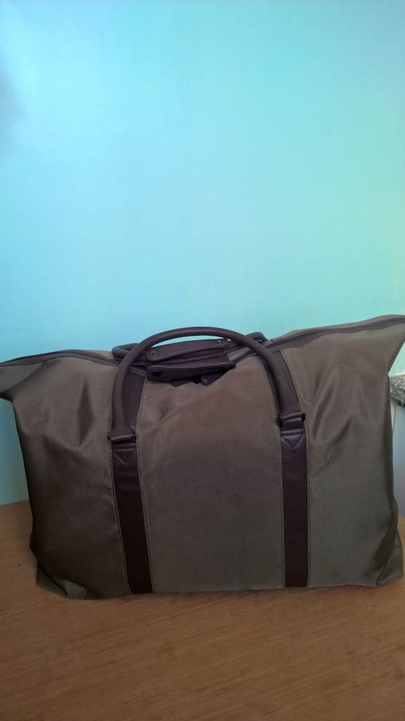 New Travel Gym Weekend Bag Holdall by John Rocha.