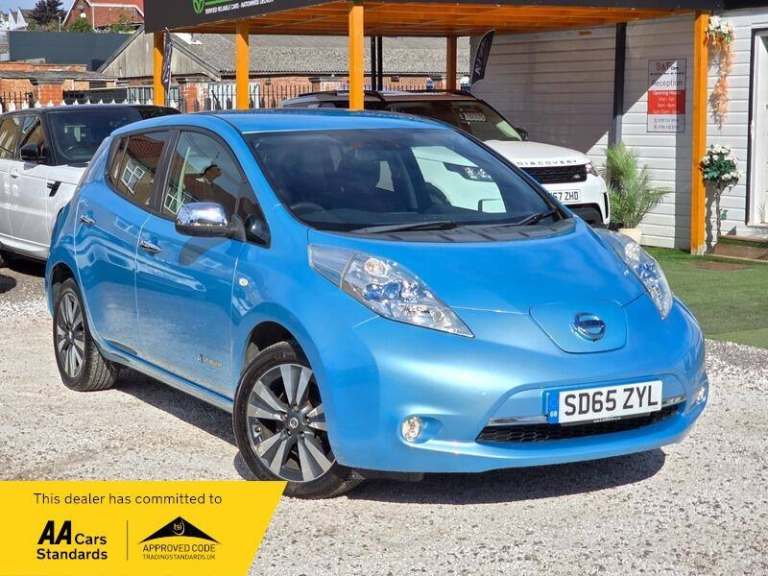 2015 Nissan Leaf 24kWh Tekna Auto 5dr HATCHBACK Electric Automatic