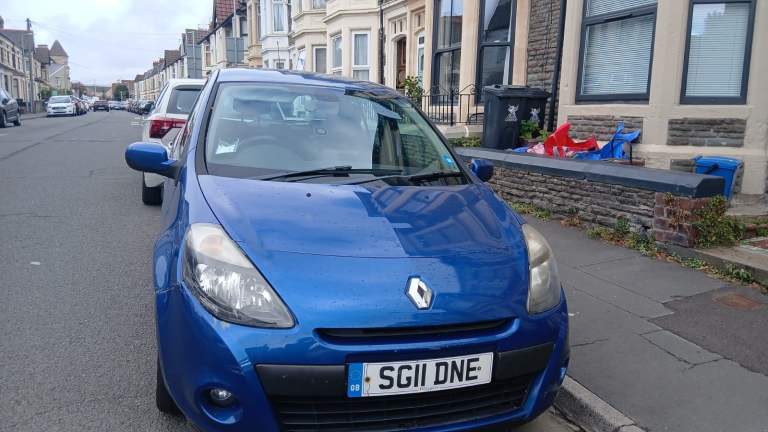 Renault, CLIO, Hatchback, 2011, Manual, 1461 (cc), 5 doors