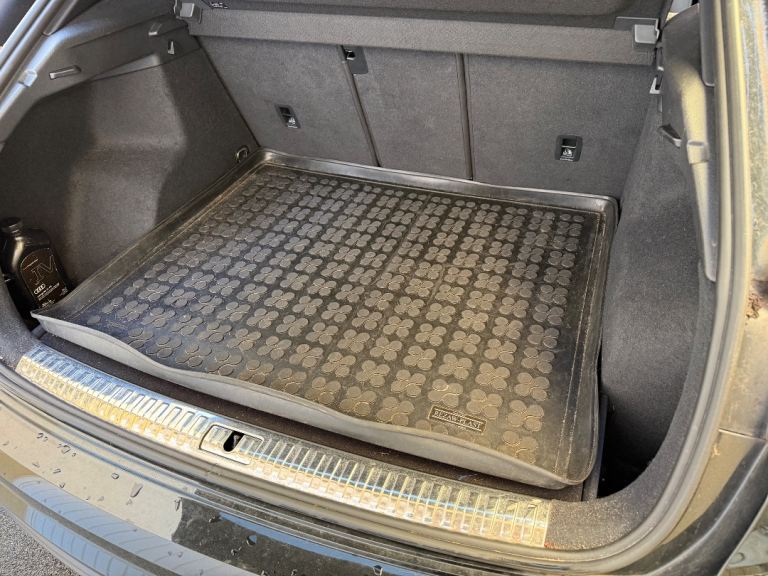 Audi Q3 boot liner