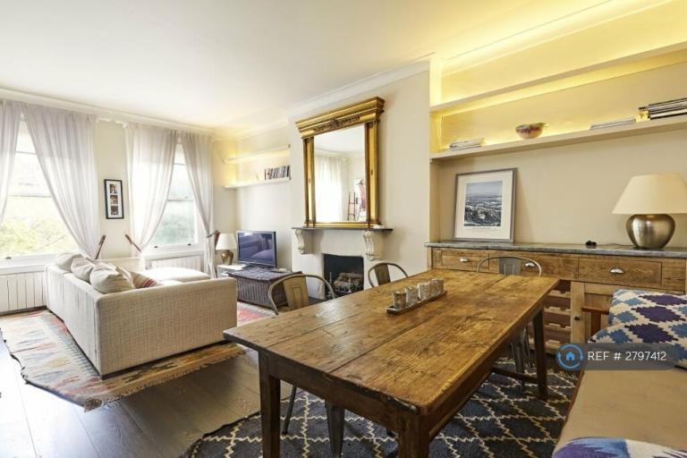 1 bedroom flat in Redcliffe Gardens, London, SW10 (1 bed) (#2797412)