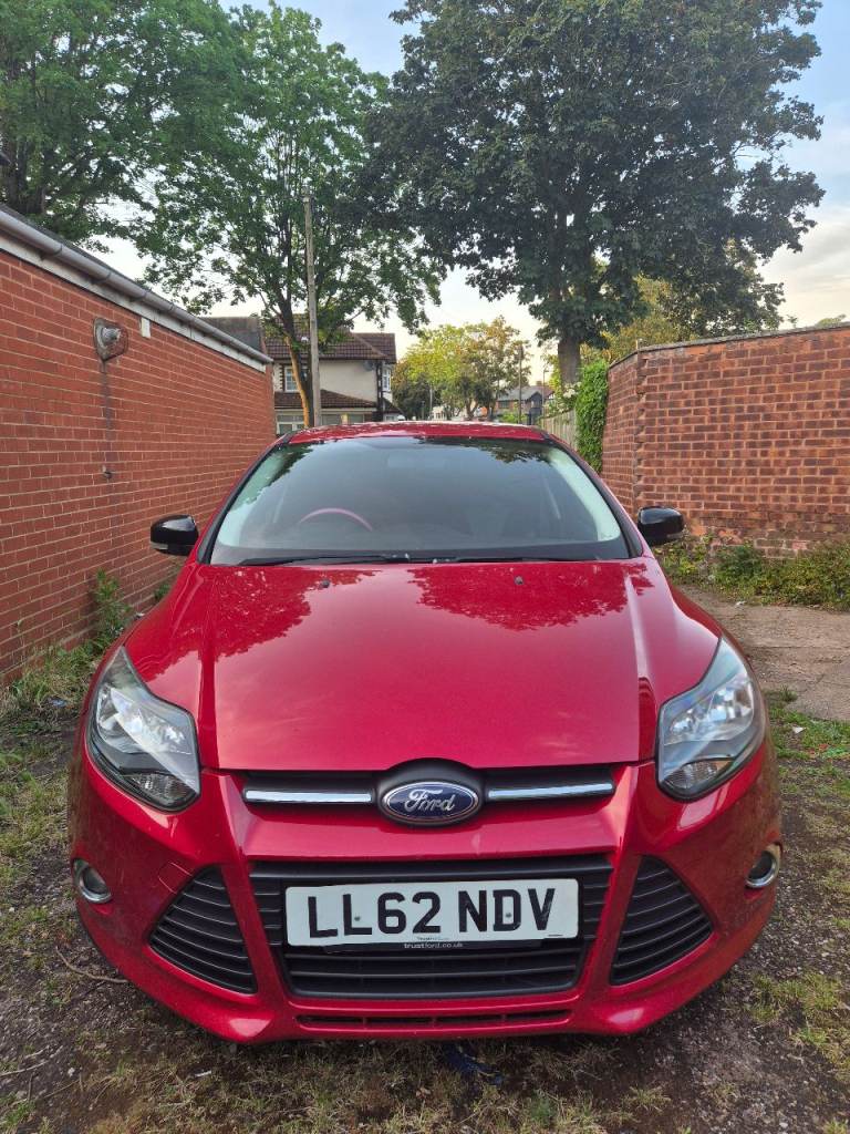 Ford, FOCUS, Hatchback, 2012, Manual, 998 (cc), 5 doors
