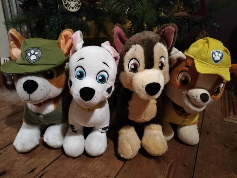 4 x Paw Patrol Build-A-Bear Plushies & Accessories 