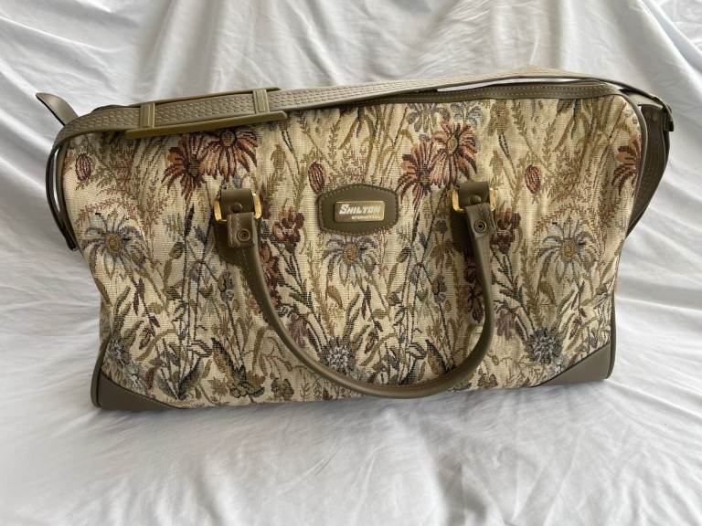 Jane Shilton International Tapestry Design Travel Overnight Holdall Bag - FREE uk postage