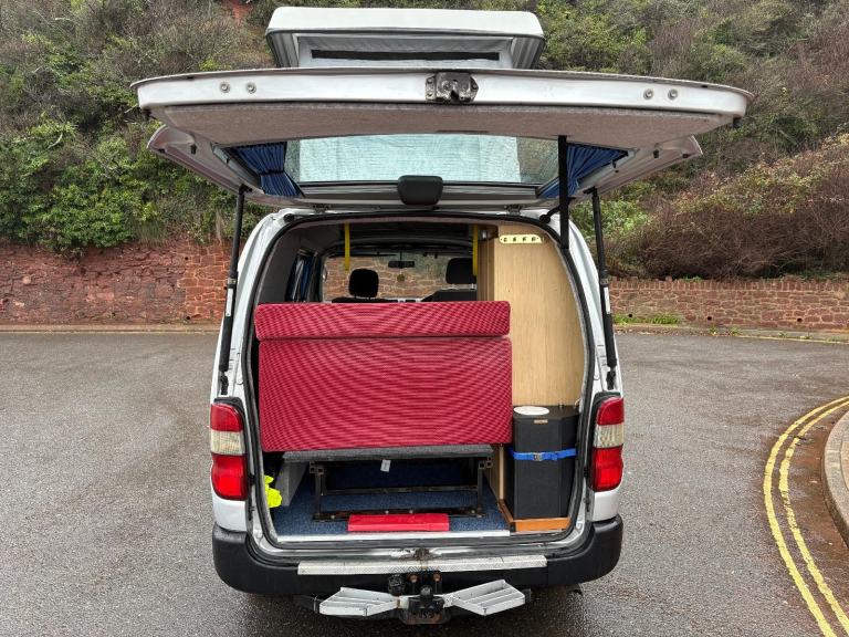 Toyota Hiace Campervan Motorhome Day Van Pop Top 2.5 Diesel 2004 