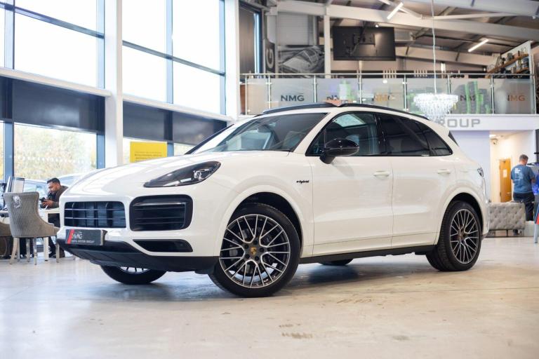 2020 Porsche Cayenne E-Hybrid 5dr Tiptronic S ESTATE PETROL/ELECTRIC Automatic