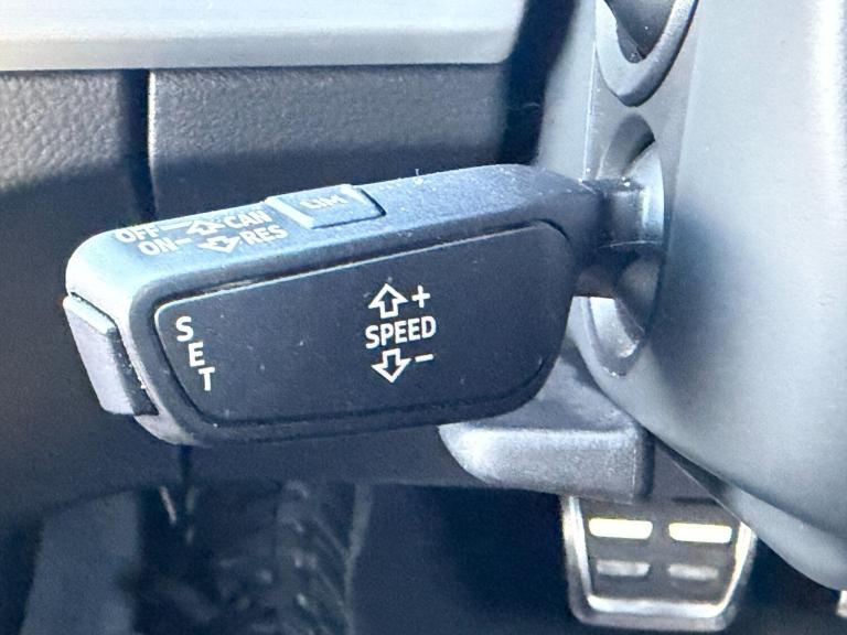 2017 Audi Q5 2.0 TDI S line SUV 5dr Diesel S Tronic quattro Euro 6 (s/s) (190 ps) ESTATE Diesel A...