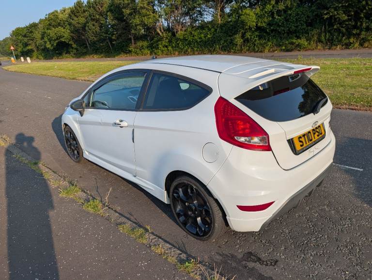Ford, FIESTA, Hatchback, 2010, Manual, 1596 (cc), 3 doors