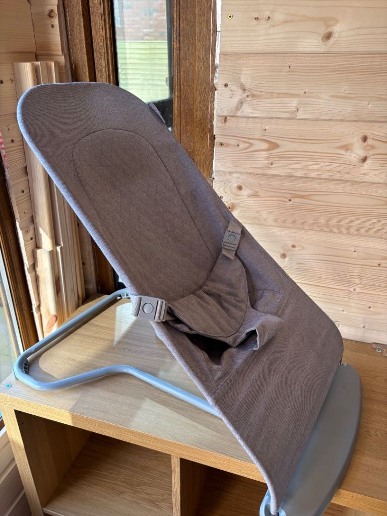 Baby bouncer chair seat
