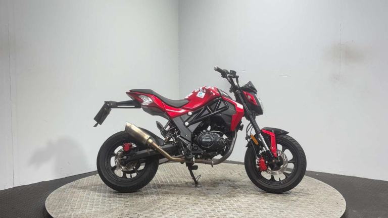 Sinnis Akuma 125 2022 6K RUNNING PROJECT BIKE MINI SUPERMOTO 125CC LEARNER