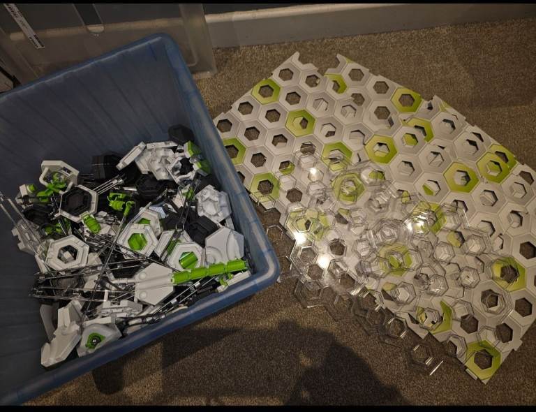 Gravitrax starter set and many other sets