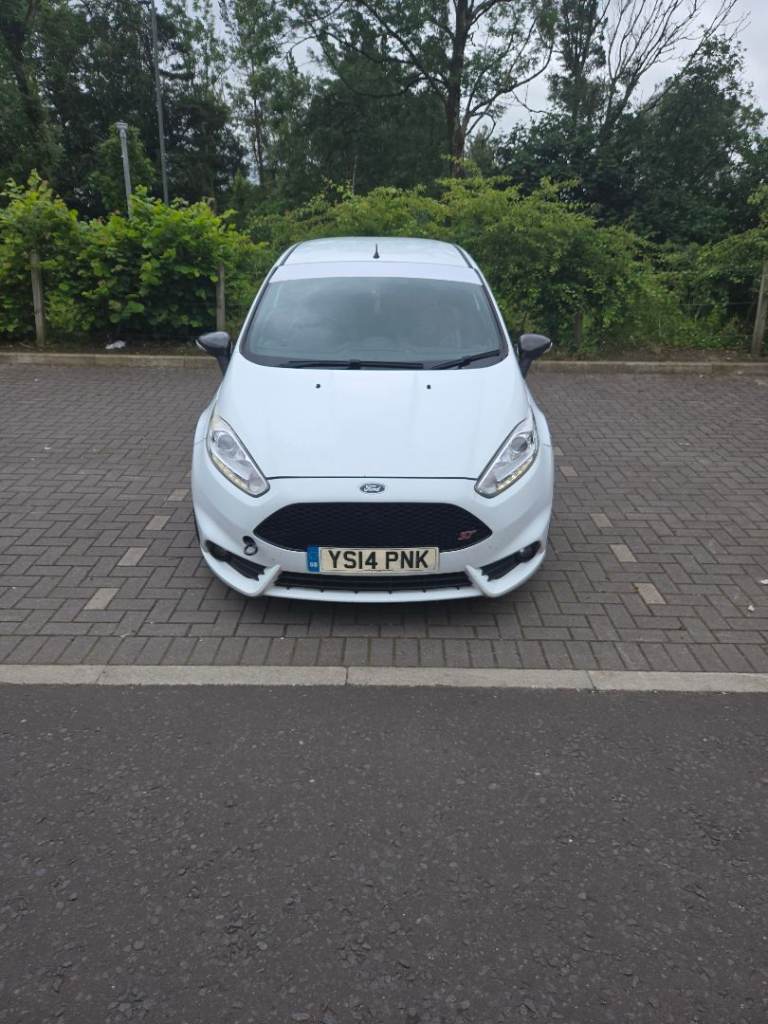 Ford, FIESTA ST180, Hatchback, 2014, Manual, 1596 (cc), 3 doors
