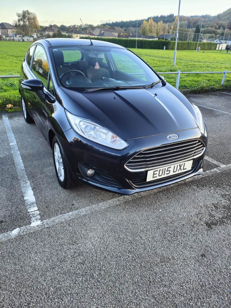 Ford, FIESTA, Hatchback, 2015, Manual, 1241 (cc), 3 doors