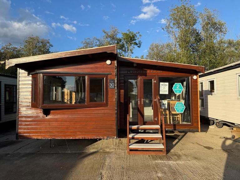 2 Bedroom Offsite Lodge - Freestanding Furniture, French Doors, DG, CH