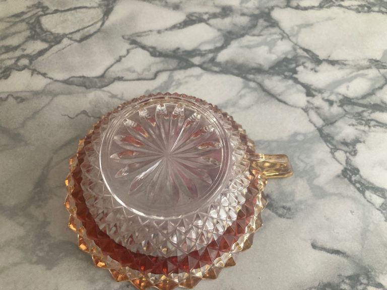3 vintage glass bowls, cups.