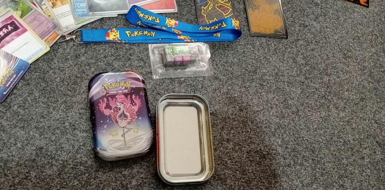 New set Pokemon bundle 