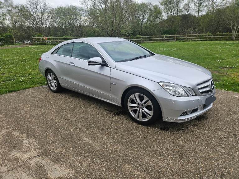 Mercedes-Benz E CLASS Coupe E200 W207 Manual Petrol