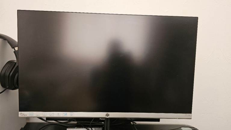 HP 27-inch 4K UHD FreeSync IPS Monitor – As Good As New