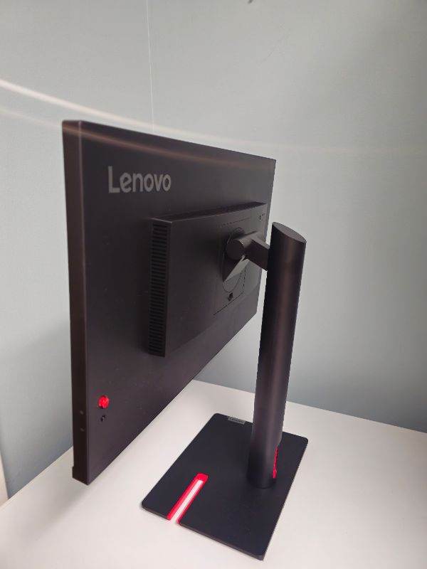New Lenovo thinkvision T24i-30 Led full HD (1080p)
