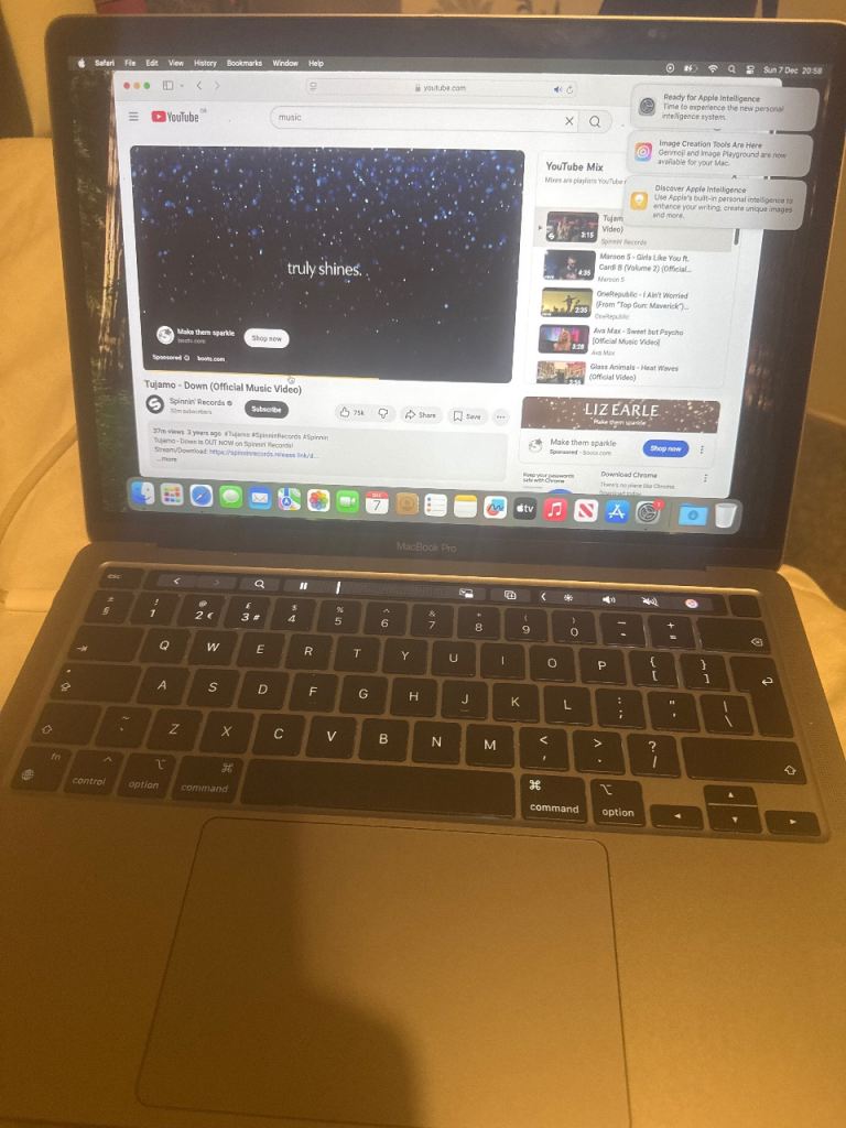 image for Apple MacBook Pro 13 inch 2020 Apple M1 8GB / 500GB