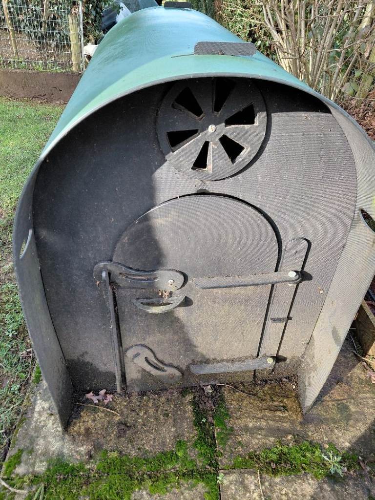 Mite and rot resistant chicken house