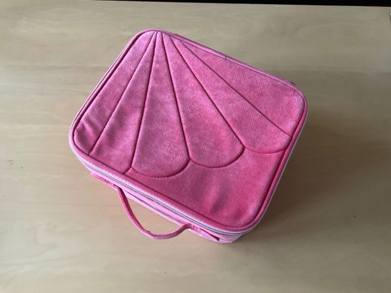 BRAND NEW LARGE PINK VELOUR MAKE UP STORAGE Case (Box Bag)