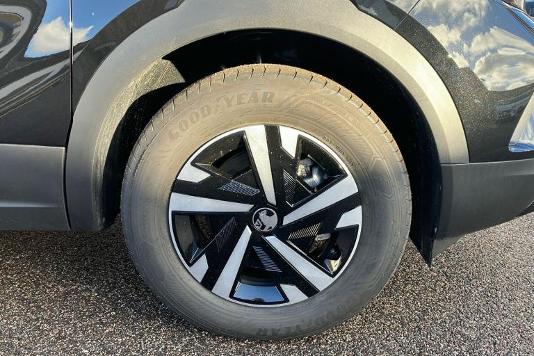  Vauxhall Mokka Electric 54kwh Design Suv 5dr Electric Auto 156 Ps Electric