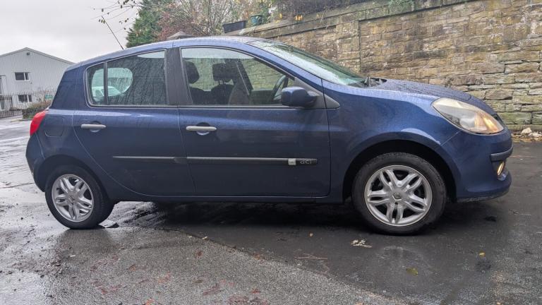 2006 Renault Clio 1.5 dCi 86 Dynamique 5dr HATCHBACK Diesel Manual