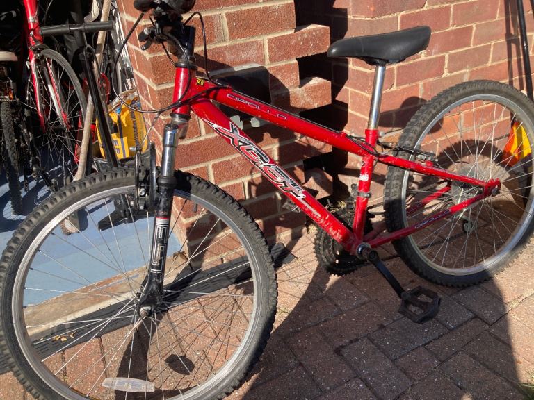 X-Rated Chaos Mountain Bike – Red, Good Condition