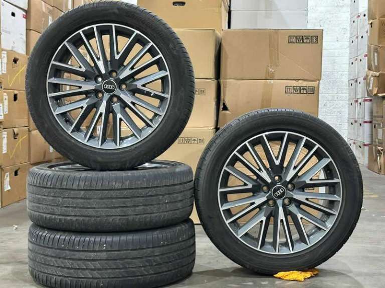 19" GENUINE AUDI Q3 Alloy Wheels & Tyres