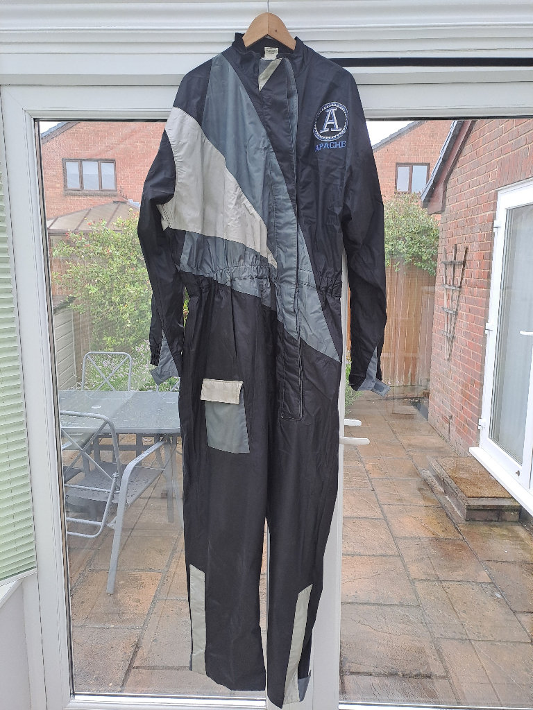 Motor cycle wet suit