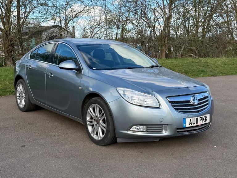 Vauxhall, INSIGNIA, Hatchback, 2011, Manual, 1796 (cc), 5 doors