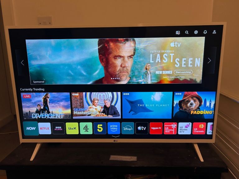 LG Smart TV – White, good condition and fully working