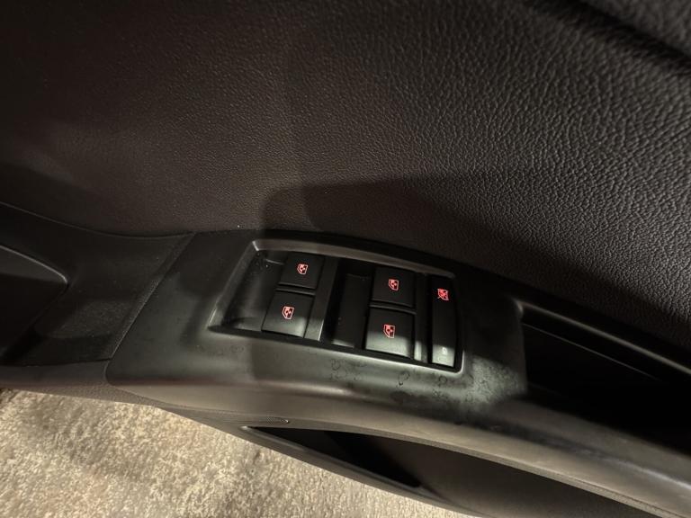 VAUXHALL MERIVA 1.4 i Tech Line 2014