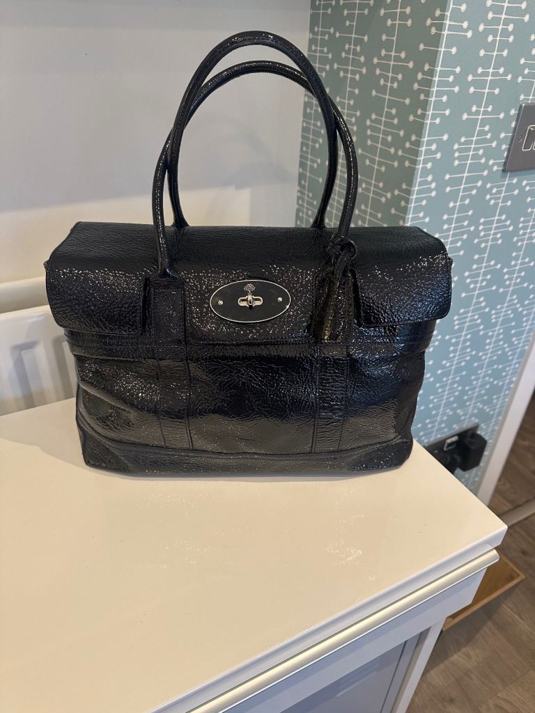 Stunning Genuine Dark Navy Blue/Nightshade Patent Leather MULBERRY BAYSWATER Handbag