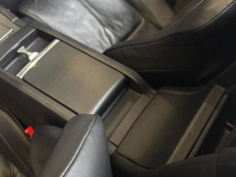 2011 Aston Martin Vantage 4.7 V8 Roadster 2dr Petrol Sportshift Euro 4 (420 bhp) Convertible Petr...