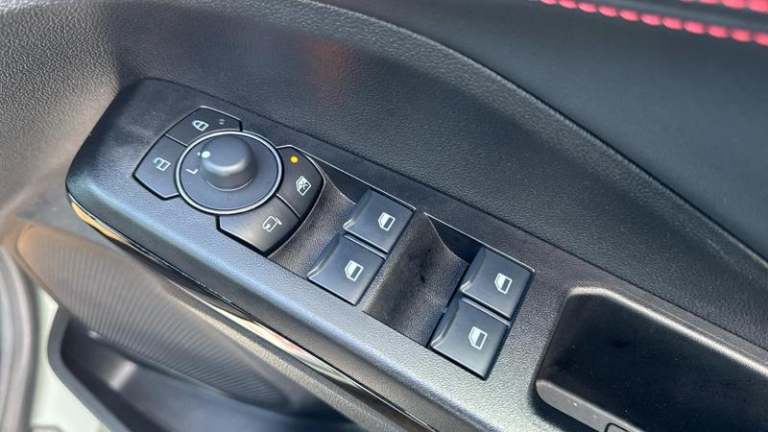 2024 Ford Puma 1.0T EcoBoost MHEV ST-Line DCT Euro 6 (s/s) 5dr Automatic SUV Hybrid Automatic